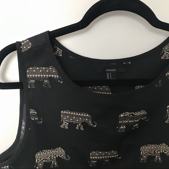 Forever 21 sleeveless blouse - Picture 2 of 4